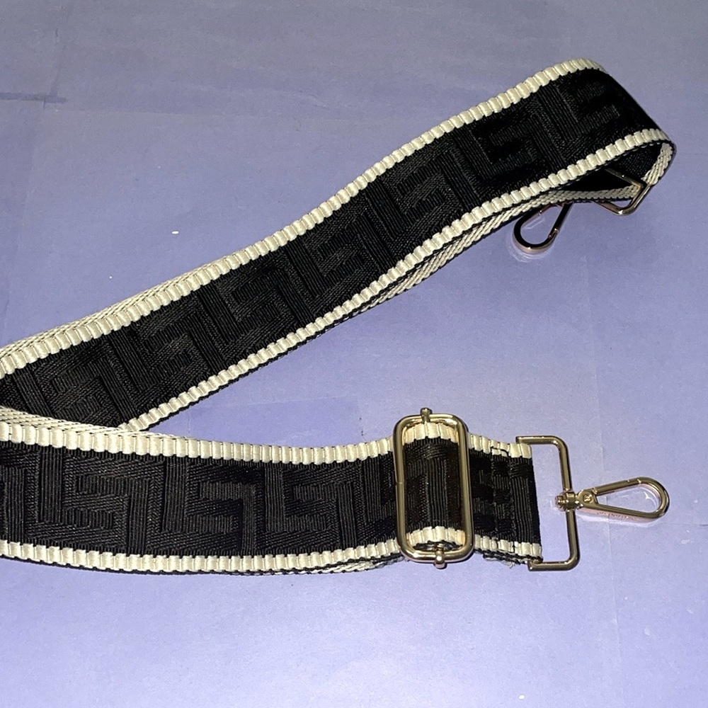 Ah-dorned Vegan Leather Crossbody/Messenger Bag - Picture 7 of 8